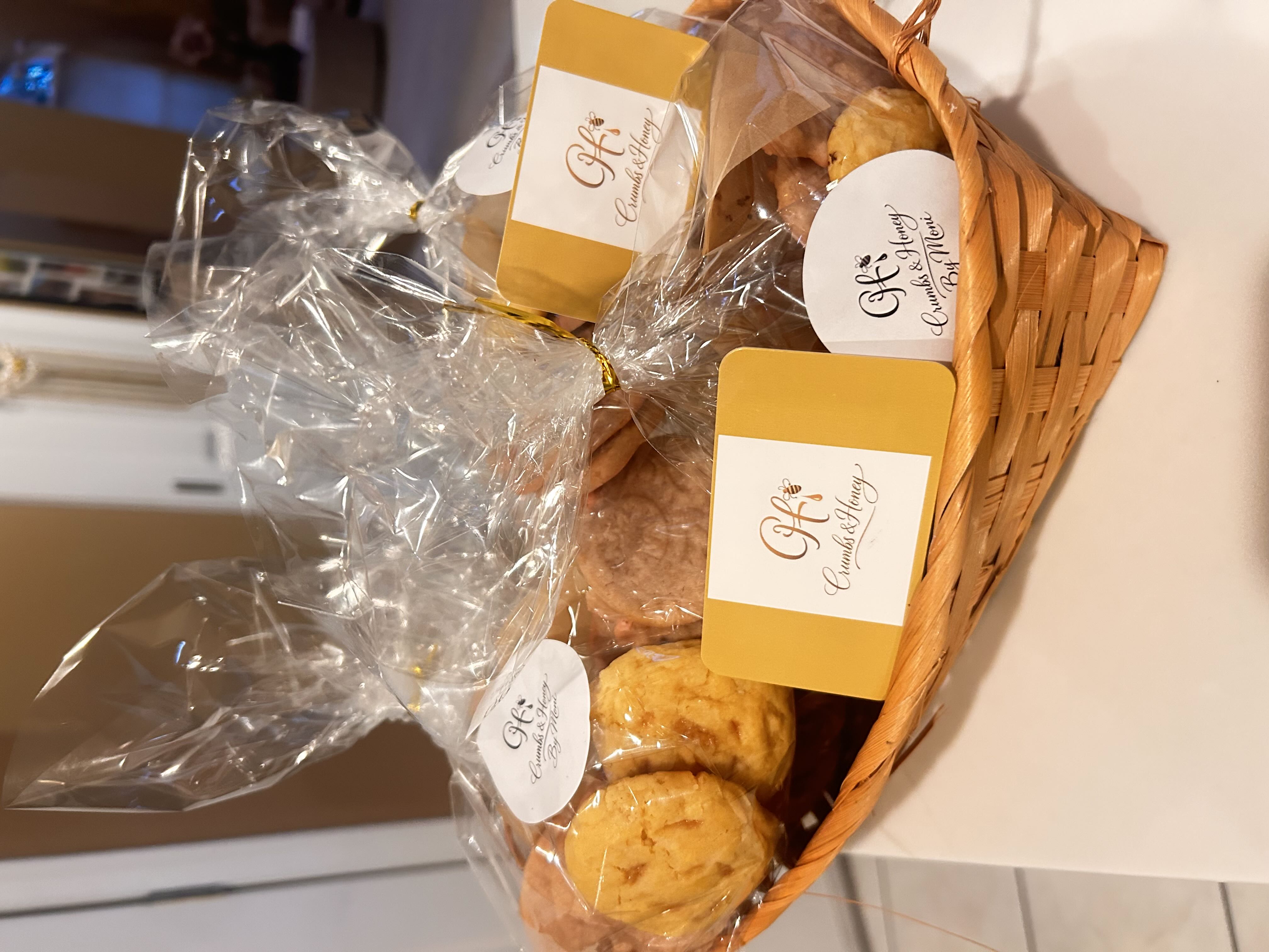 Branded custom cookie display and feedback from Crumbs & Honey by Moni